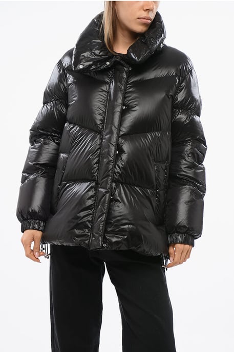 Gesteppte ALIQUIPPA Daunenjacke mit verstecktem Verschluss in Schwarz - Image 1