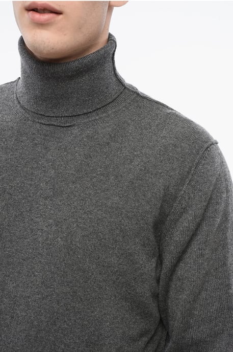 MM4 MM14 Kaschmir-Rollkragenpullover in Grau - Image 3