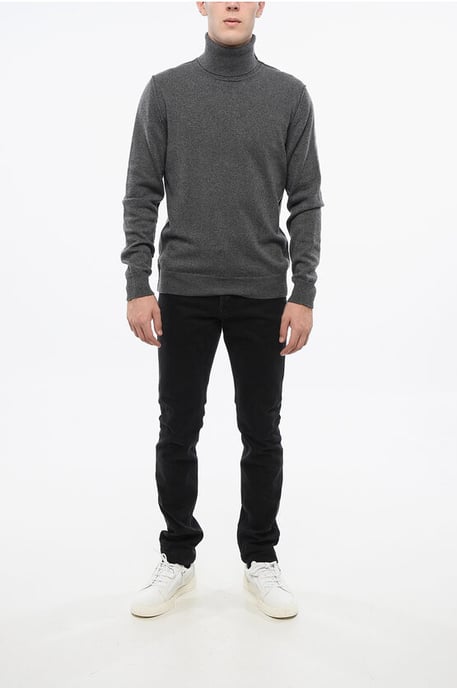 MM4 MM14 Kaschmir-Rollkragenpullover in Grau - Image 4