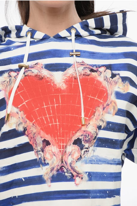 Zweifarbig gestreifter Cropped Hoodie mit Herz-Print in Bianco, Blu - Image 3