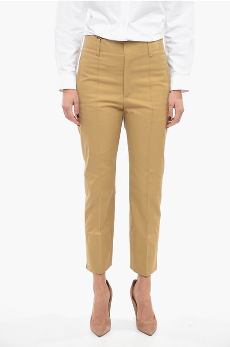 Tapered Fit-Hose aus Baumwolle mit Bundfalten vorne in Braun - Image 1