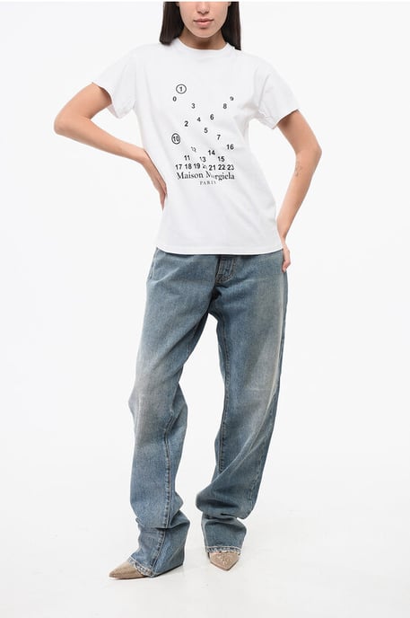 MM1 MM10 Baumwoll-T-Shirt mit Rundhalsausschnitt und kontrastierendem Monogramm in Schwarz und Weiß - Image 4