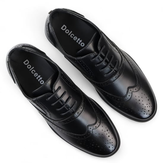 Klassische Derby-Oxford-Schuhe für Herren in Schwarz - Image 4