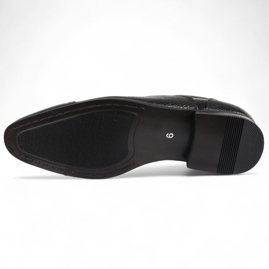 Klassische Herrenschuhe im Brogue-Stil mit Schnürung in Schwarz - Image 6