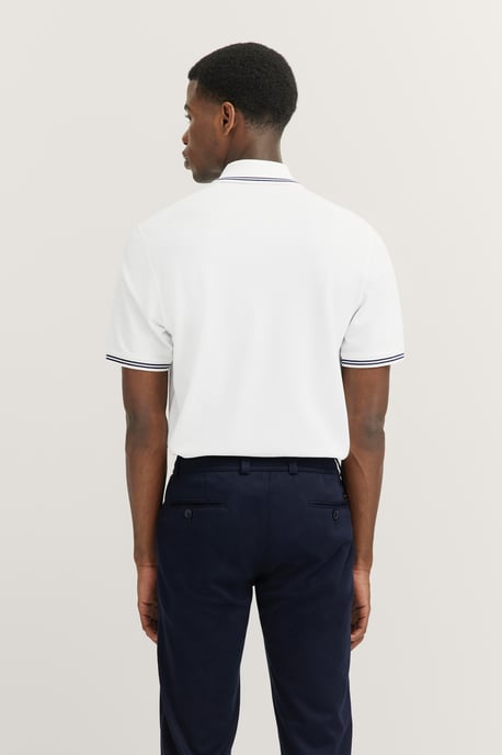 Bugatti Herren Polo mit Kontraststreifen und Bruststickerei - Image 2