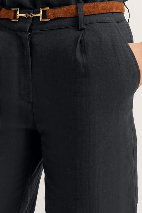 Bugatti Damen Shorts aus Leinen - Image 5
