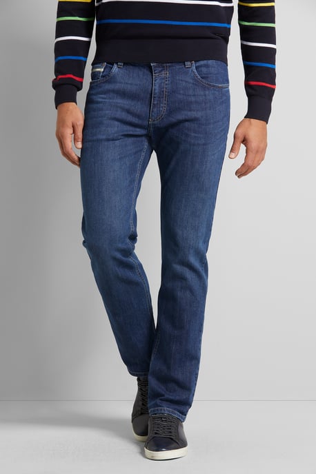Bugatti Herren Jeans mit einem leichten Used-Look - Image 1