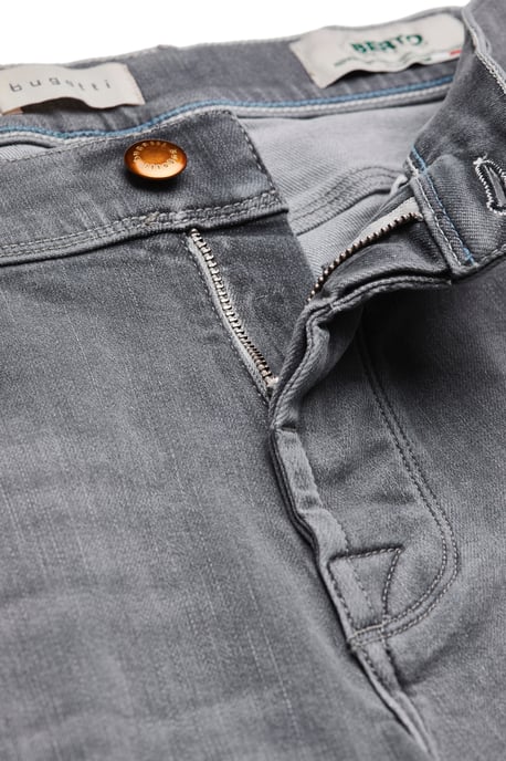 Bugatti Herren Jeans aus elastischer Baumwolle - Image 2