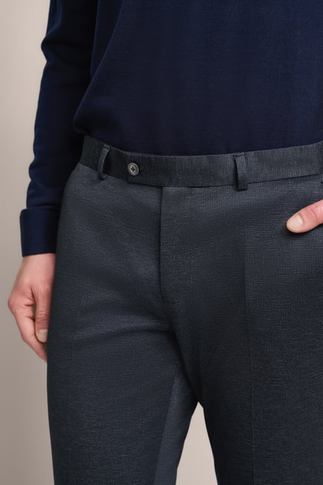 Bugatti Herren Buntfaltenhose mit Stretchfunktion - Image 5