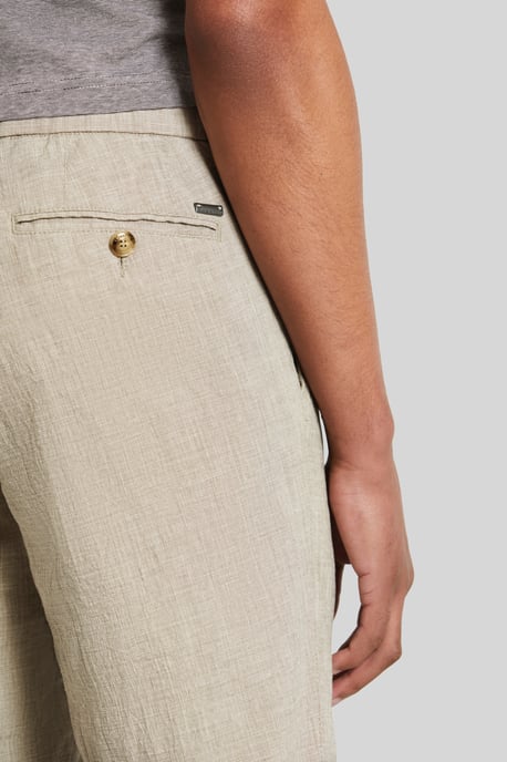 Bugatti Herren Bundfaltenhose mit konischer Passform - Image 5