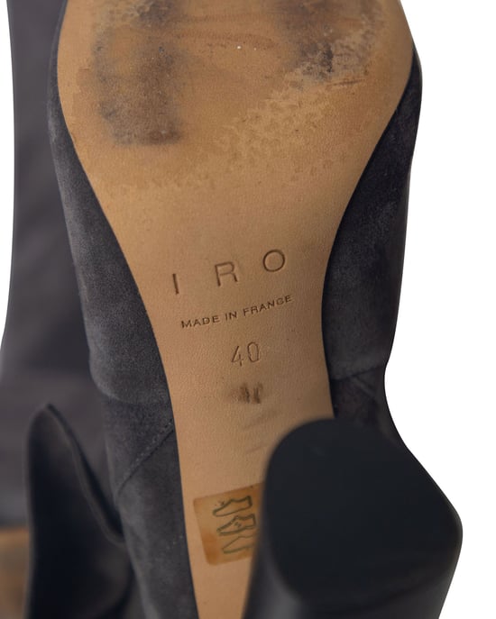 Iro – Stiefeletten mit Rüschenbesatz aus grauem Wildleder - Image 6