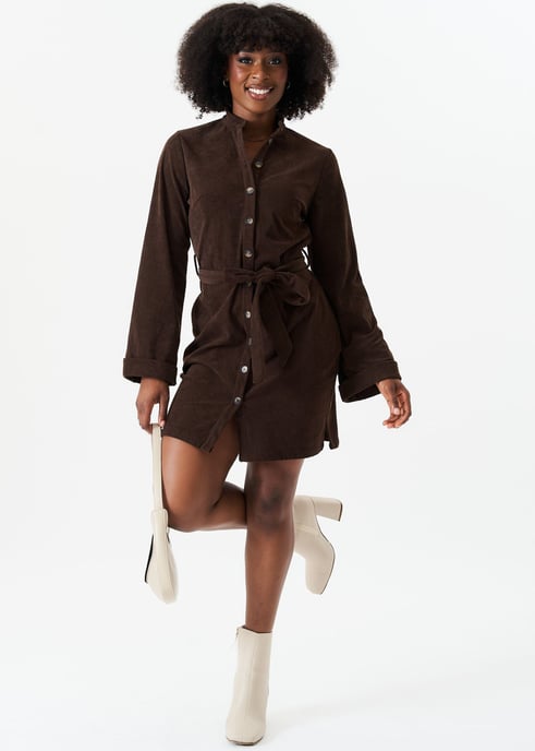 Braunes Cord-Hemdkleid mit Knopfleiste und Gürtel - Image 1
