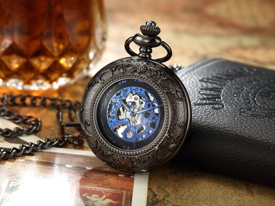 Vinatage Taschenuhr mit Skelett-Halbjäger-Motiv, mechanisch, Legierung, Schwarz - Image 5