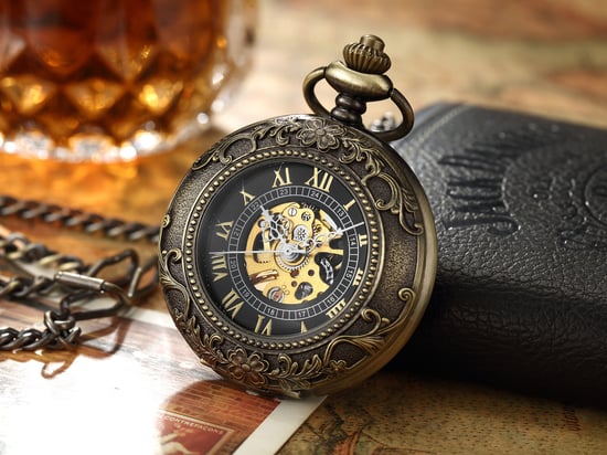 Vinatage Taschenuhr mit Skelett-Halbjäger-Motiv, Bronze, mechanische Legierung - Image 3
