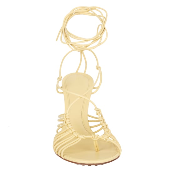 Bottega Veneta Gepunktete Ledersandalen Beige - Image 5