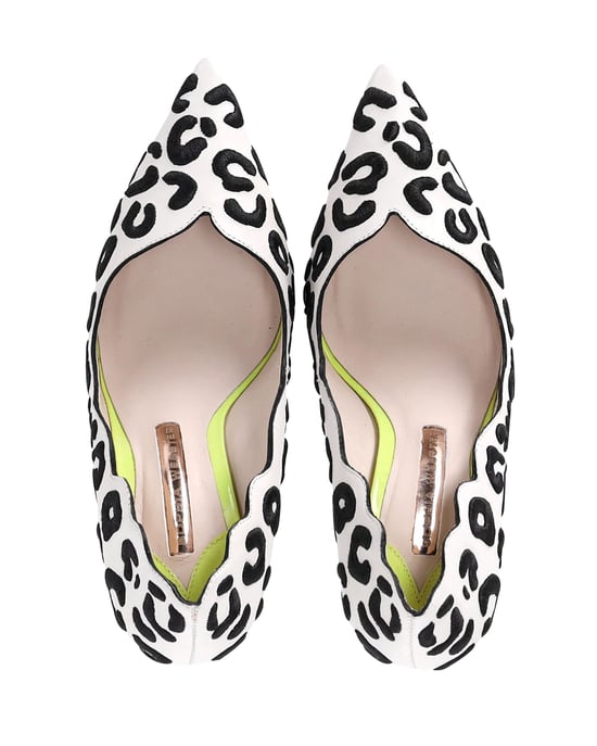 Sophia Webster bedruckte Pumps aus weißem Leder - Image 5