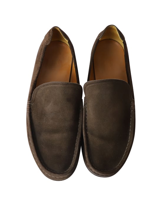 Hermes Klassische Slipper aus braunem Wildleder - Image 5
