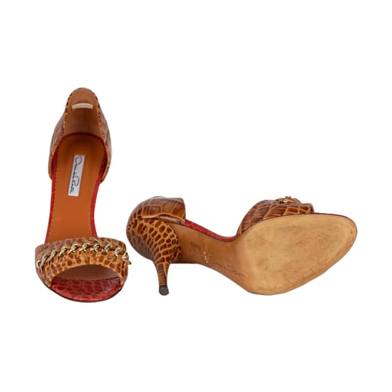 Oscar de la Renta D'Orsay-Pumps aus Leder mit Alligatorprägung und Kettenriemen – 10er - Image 4