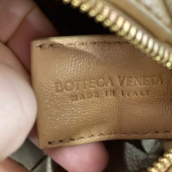 Bottega Veneta Mini Intrecciato Loop Camera Umhängetasche aus gelbem Lammleder - Image 5