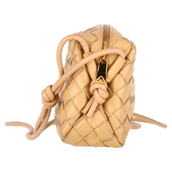 Bottega Veneta Mini Intrecciato Loop Camera Umhängetasche aus gelbem Lammleder - Image 6