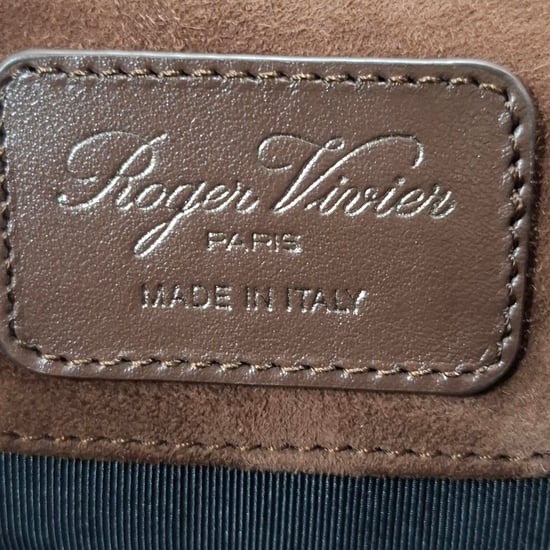 Roger Vivier – Große Tasche „Viv Choc“ aus braunem Wildleder - Image 6