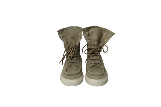 Common Projects Tournament hohe Sneaker aus Wildleder mit Shearling-Futter - Grau - Image 2