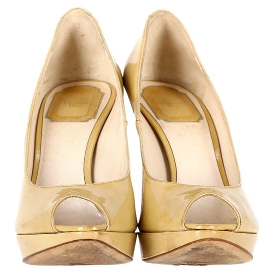 Dior Miss Dior Peeptoe-Pumps aus gelbem Lackleder - Image 2
