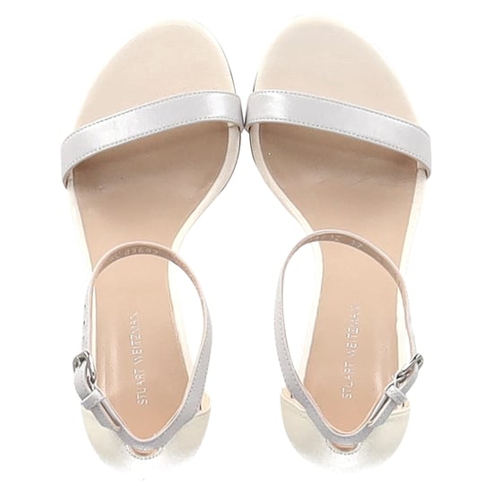 Stuart Weitzman Nearlynude Sandalenabsätze aus nude- und graufarbenem Leder - Image 3
