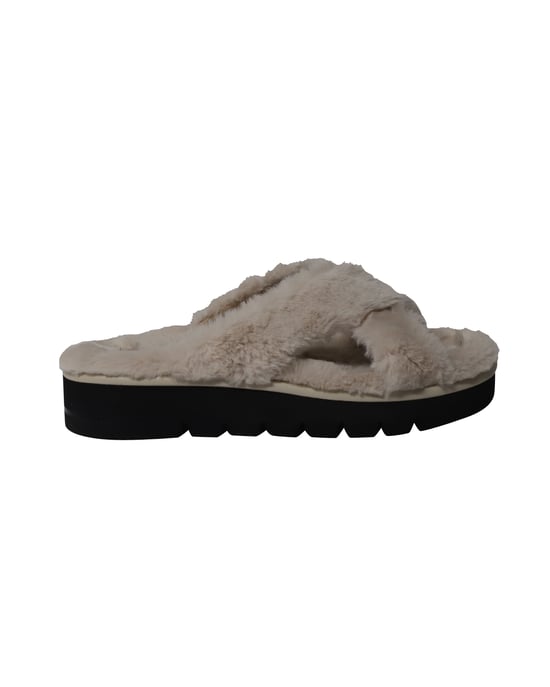 Stuart Weitzman – Roza Lift Slides-Sandalen aus cremefarbenem Kunstfell - Image 1
