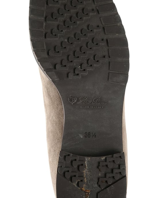 Loro Piana Taupe Wildleder Chelsea Stiefeletten - Image 5