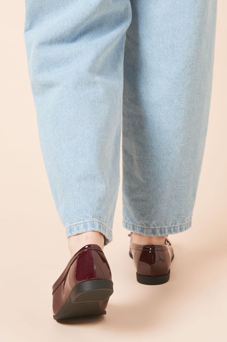 Wide Fit Loretta Tassel Loafer - Image 4
