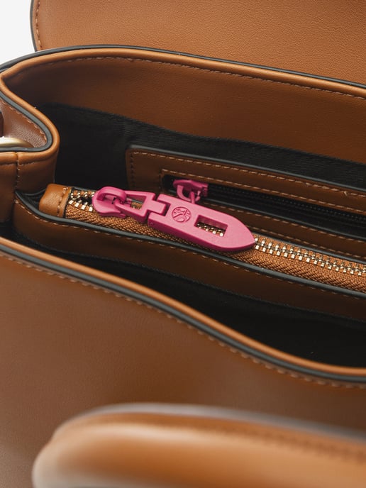 Secret Pon Pon Handbag Women - Image 4