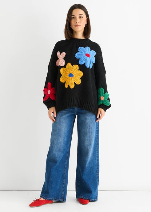 Schwarzer Blumen-Details grob gestrickter übergroßer Pullover - Image 1