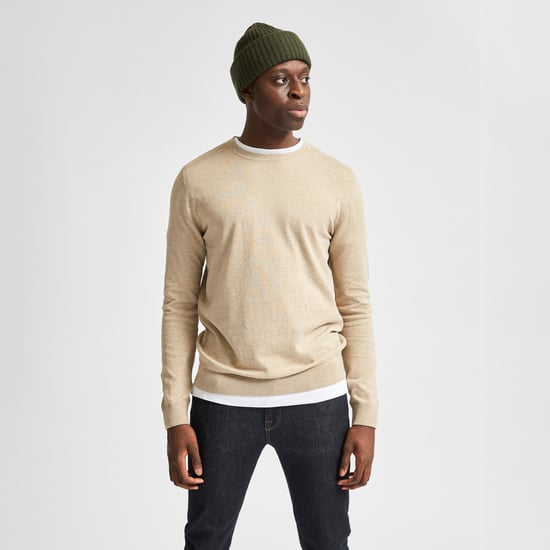 Ausgewählter Berg Pullover Crew Neck für Herren. Der Berg Pullover Crew Neck ist aus Baumwolle gefertigt und hat eine schöne enge Passform.  Marke: SelectedModellname: Berg Pullover Crew NeckKategorie: HerrenpulloverMaterialien: BaumwolleFarbe: kelp beige - Image 2