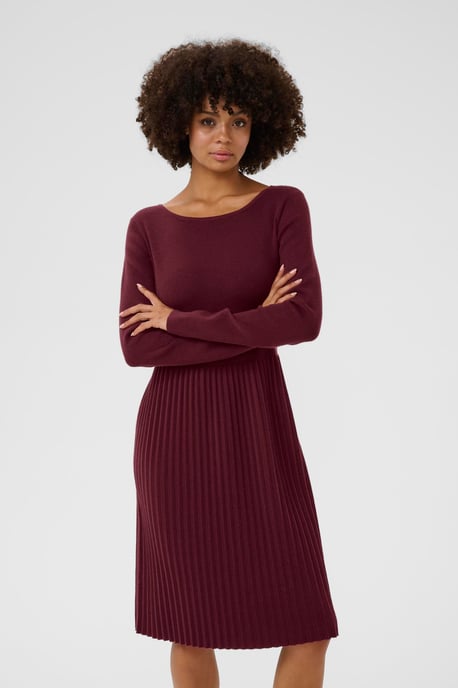 Kleid CUluci Kleid Feminine - Image 3