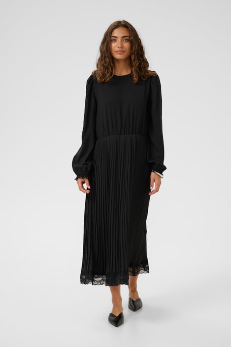 Kleid CUrosa Kleid Relaxed fit - Image 1
