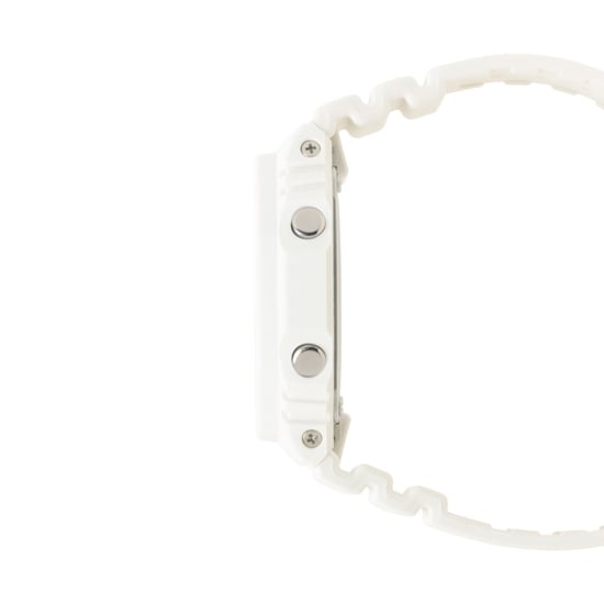 Casio G-shock Weiß Damen Armbanduhr GMA-P2100M-7AER - Image 2