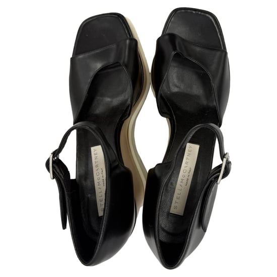Stella McCartney Plateau-Sandalen „Elyse“ mit Keilabsatz aus schwarzem Leder - Image 6