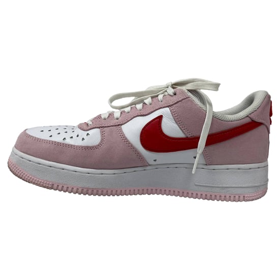 Nike Air Force 1 Low 'Valentinstag Liebesbrief' Sneakers aus rosa Wildleder - Image 2