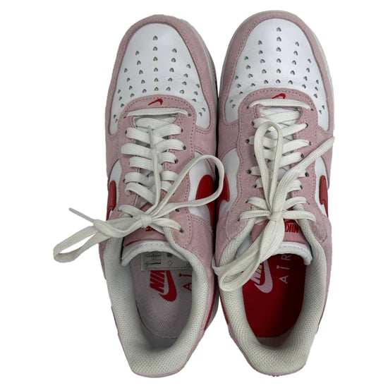 Nike Air Force 1 Low 'Valentinstag Liebesbrief' Sneakers aus rosa Wildleder - Image 6