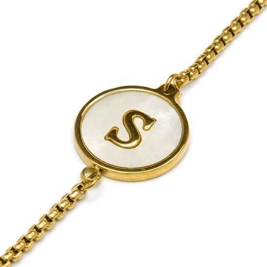 Luxenter-Armband aus weißem Perlmutt in 18 Karat Gelbgold - Alphabet - Image 4