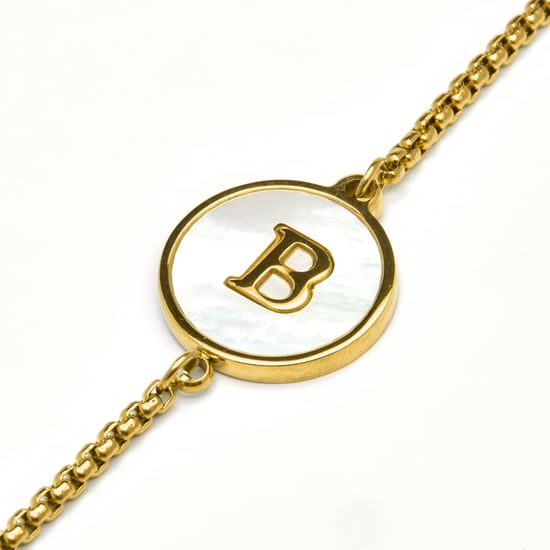 Luxenter-Armband aus weißem Perlmutt in 18 Karat Gelbgold - Alphabet - Image 4