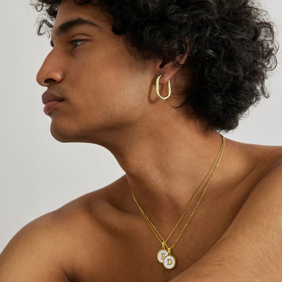 Luxenter-Halskette aus weißem Perlmutt in 18 Karat Gelbgold - Alphabet - Image 2