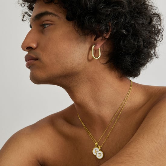 Luxenter-Halskette aus weißem Perlmutt in 18 Karat Gelbgold - Alphabet - Image 2