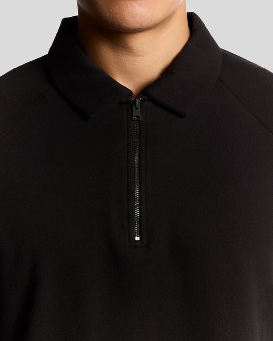 Lyle & Scott Interlock-Poloshirt mit Reißverschluss – Schwarz - Image 3