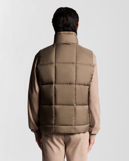Lyle & Scott Square Cocoon Pufferweste - Braun - Image 4