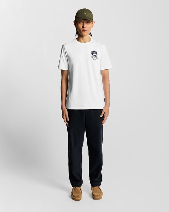 Lyle & Scott Legends Auf Dem Platz Grafik T-Shirt - Weiß - Image 2