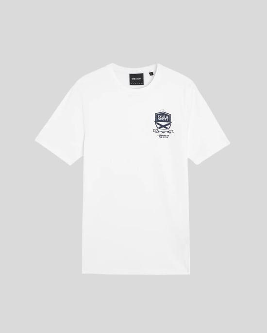Lyle & Scott Legends Auf Dem Platz Grafik T-Shirt - Weiß - Image 5