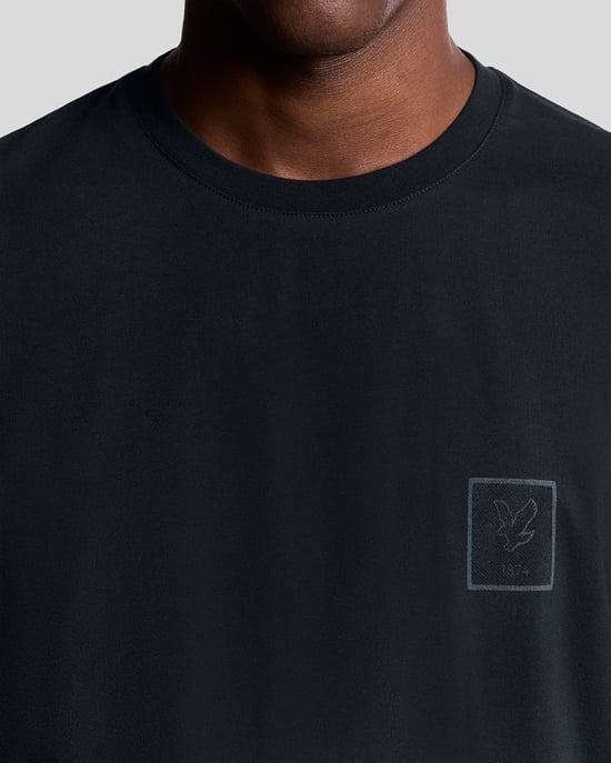Lyle & Scott Sports T-Shirt mit farblich abgestimmtem Logo – Marineblau - Image 3