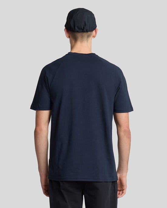 Lyle & Scott Raglan-T-Shirt aus Leinenmischung – Marineblau - Image 3